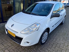 Renault Clio - 1.2 Airco Yahoo Edition