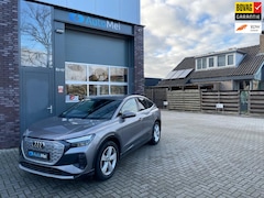Audi Q4 Sportback e-tron - 40 82 / 77 kWh Panoramadak // Elektrische trekhaak // Keyless Access // Lederen bekleding