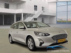 Ford Focus Wagon - 1.0 EcoBoost Trend Edition Business, camera, LED, 2 x PDC, Apple Carplay, NL-dealerauto