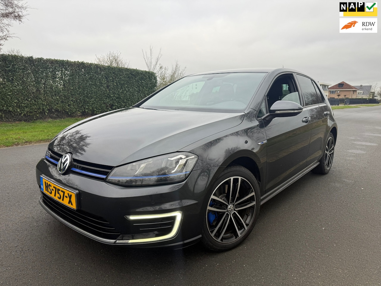 Volkswagen Golf - 1.4 TSI GTE DSG/NAP/CLIMA/NAVIAPK - AutoWereld.nl