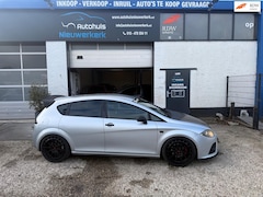SEAT Leon - 2.0 TFSI FR/ UINIEKE UITVOERING/ 200PK/ met onderhoudshistorie, Airco, Sportvering en een