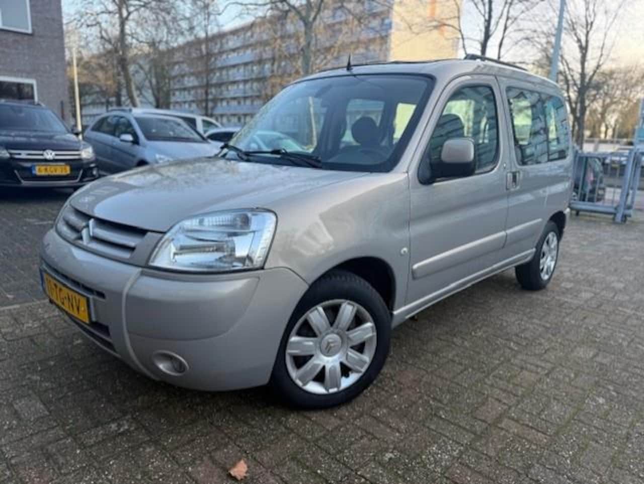 Citroën Berlingo - 1.6i 16V Multispace Airco/2 Schijfdeuren/Trekh - AutoWereld.nl