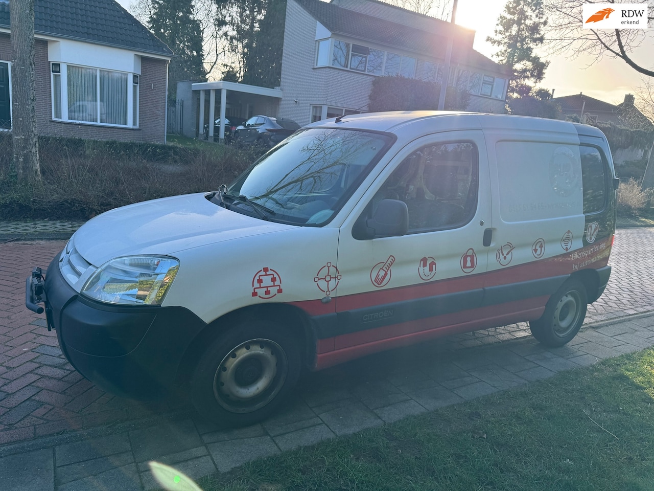 Citroën Berlingo - 2.0 HDi 600 2.0 HDI 600, zeer weinig kilometers, APK 28-06-2026 - AutoWereld.nl