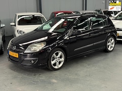 Opel Astra - 1.8 Sport APK NAP Trekhaak