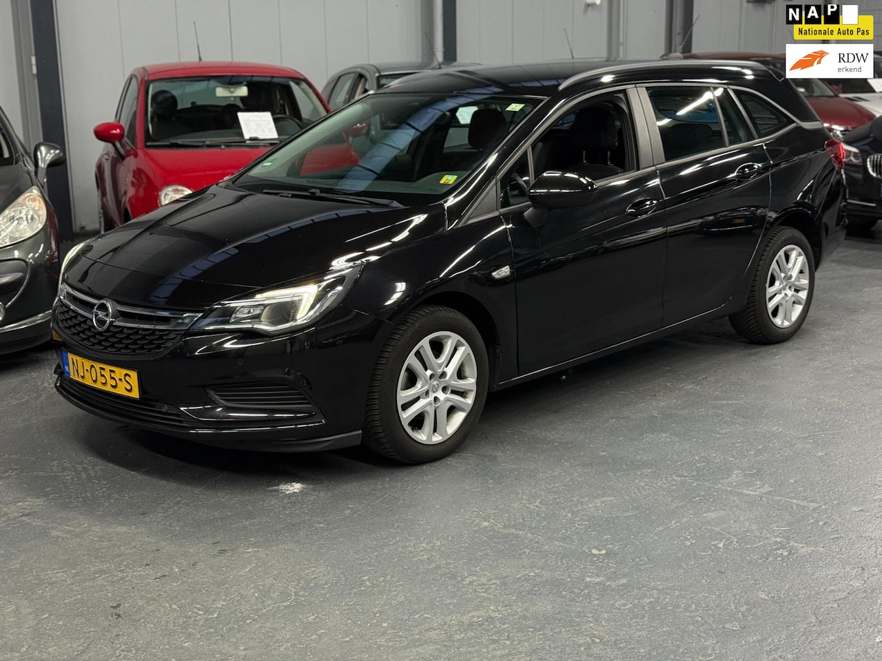 Opel Astra Sports Tourer - 1.0 Online Edition 2de Eigenaar APK NAP - AutoWereld.nl