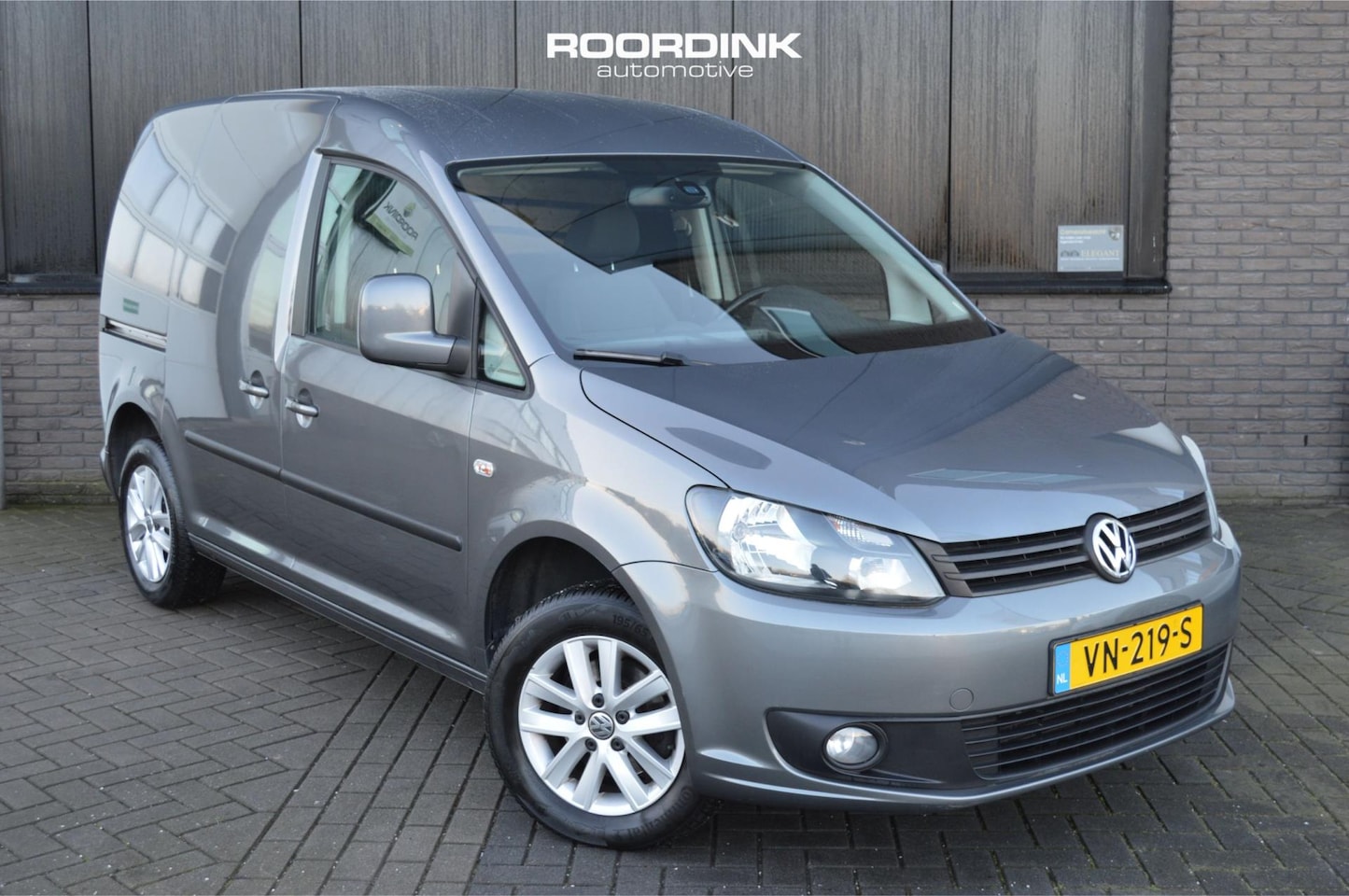 Volkswagen Caddy - Cruise|Navi|Airco|Schuifdeur|Dealer onder. - AutoWereld.nl