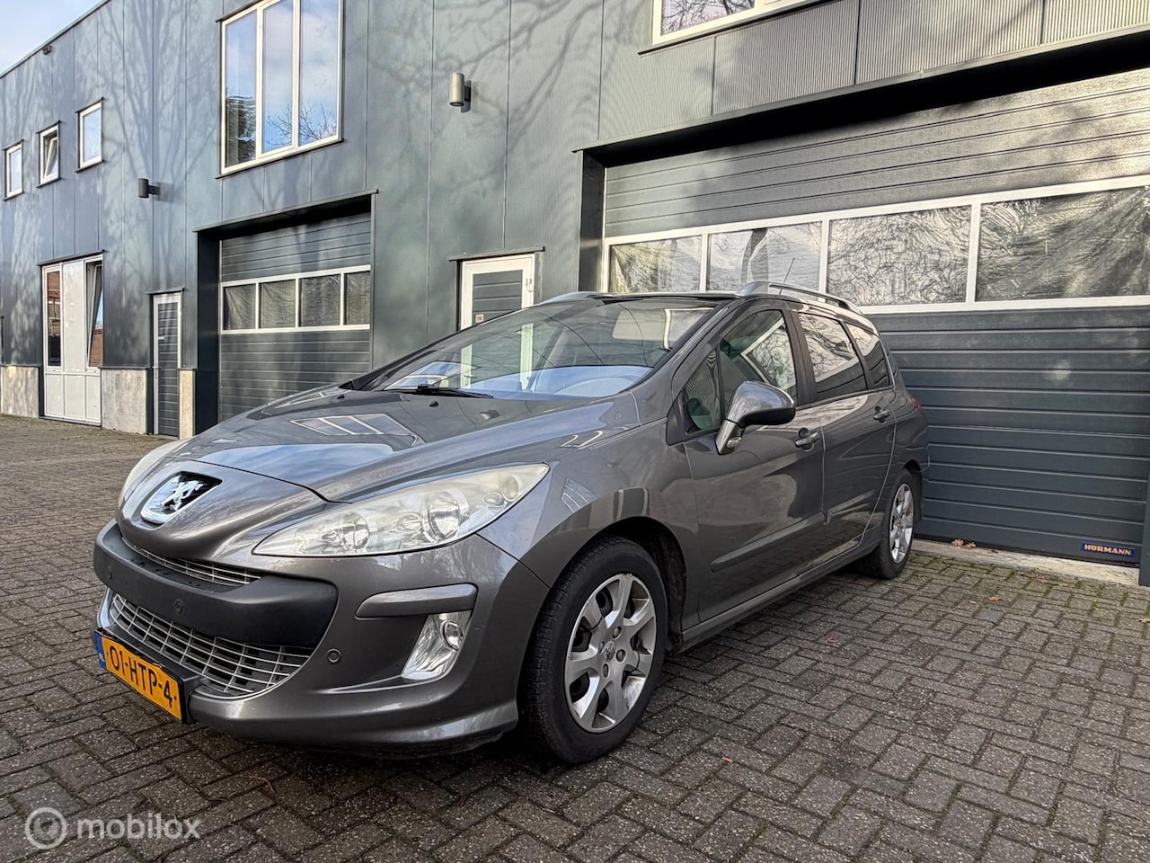Peugeot 308 SW - 1.6 THP XT/ 7-persoons | Panoramadak | Leder | APK 04-2026 - AutoWereld.nl