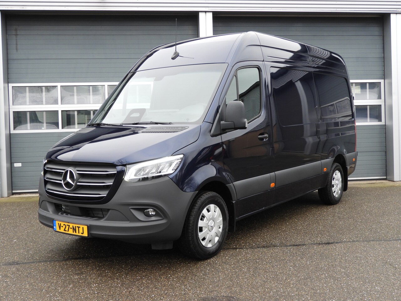 Mercedes-Benz Sprinter - 315 1.9 CDI L2H2 AUT | LED | 3.5t TREKHAAK | NIEUW - AutoWereld.nl