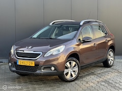 Peugeot 2008 - 1.2 82PK Allure | CRUISE | NAVI | TREKHAAK |