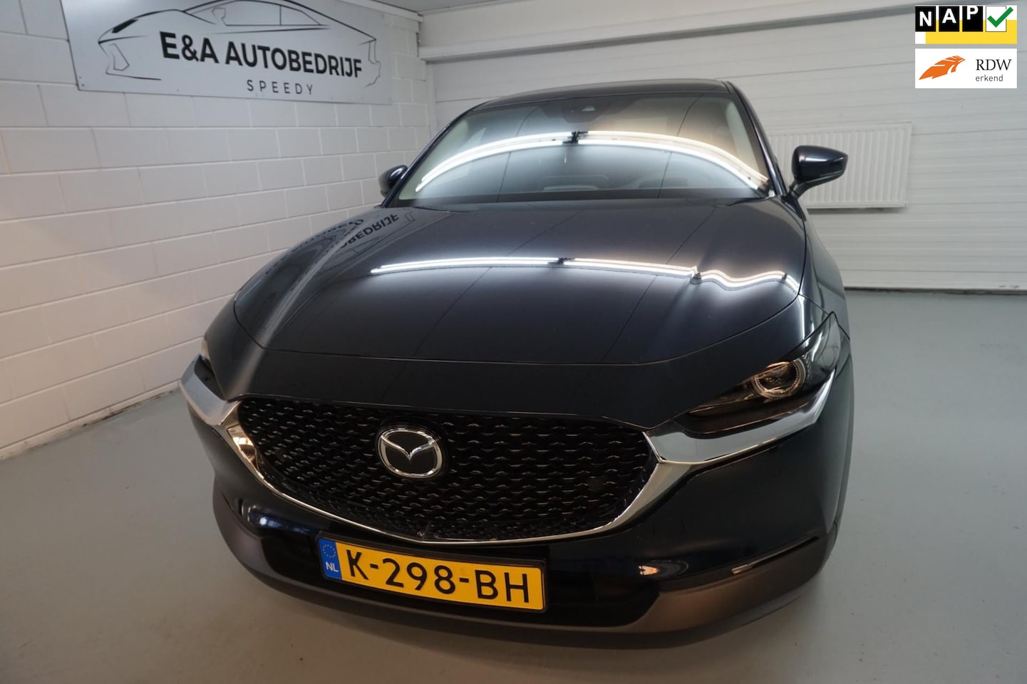 Mazda CX-30 - 2.0 e-SkyActiv-X M Hybrid Luxury /1E EIGENAAR /LEER /HEAD-UP - AutoWereld.nl