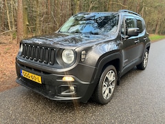 Jeep Renegade - 1.4 MultiAir Limited Stuur- & Stoelverwarming, Navigatie, Trekhaak, Cruisecontrol, 4-Seizoensbanden