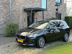 BMW 2-serie Active Tourer - 225e xDrive Navi HUD Harman kardon 360 camera Led 11000km