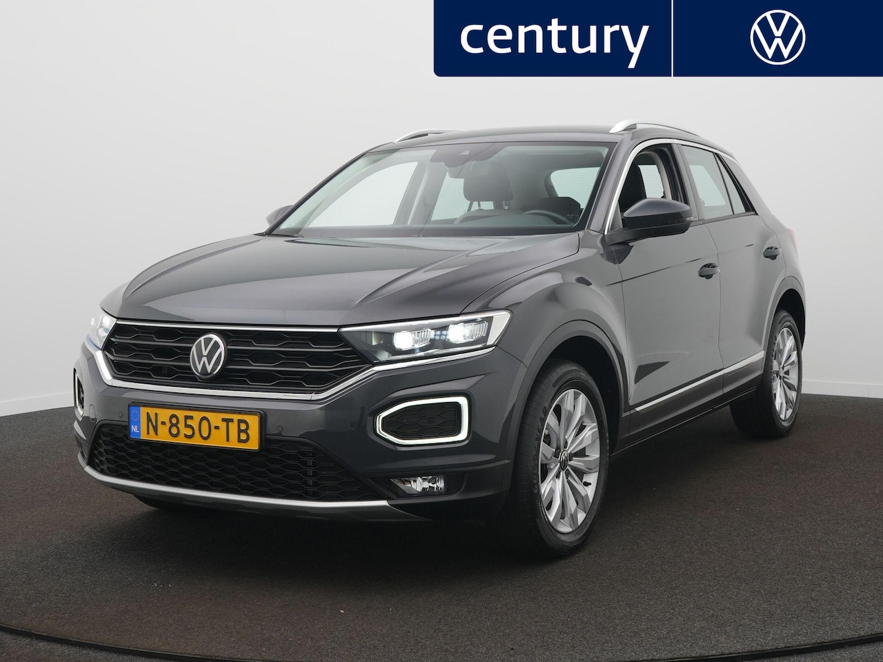 Volkswagen T-Roc - 1.5 TSI Sport Automaat - Carplay - LED - Camera - Elktr.achterklep - AutoWereld.nl