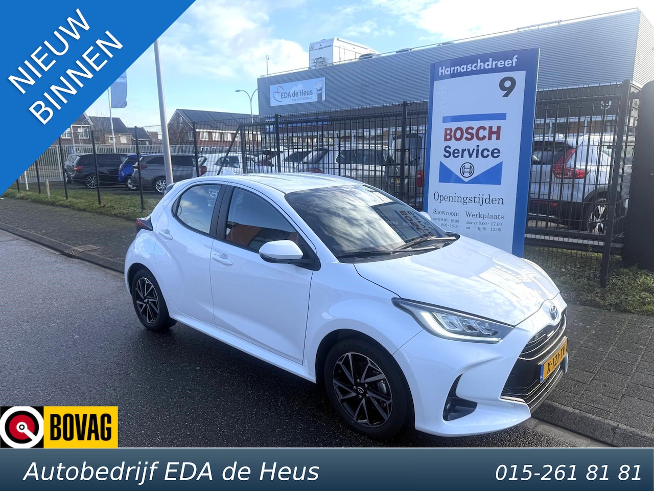 Toyota Yaris - 1.5 Hybrid Dynamic met o.a. camara, climate control, stoelverwarming, full led, DAB, apple - AutoWereld.nl