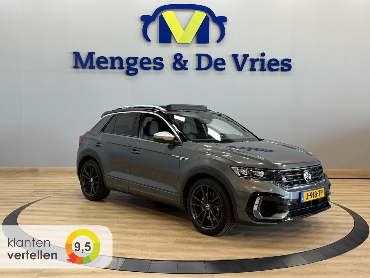 Volkswagen T-Roc - 2.0 TSI 4Motion R Akra Panorama | Akrapovic | Virtual | Adaptive Cruise | Camera | Apple C - AutoWereld.nl