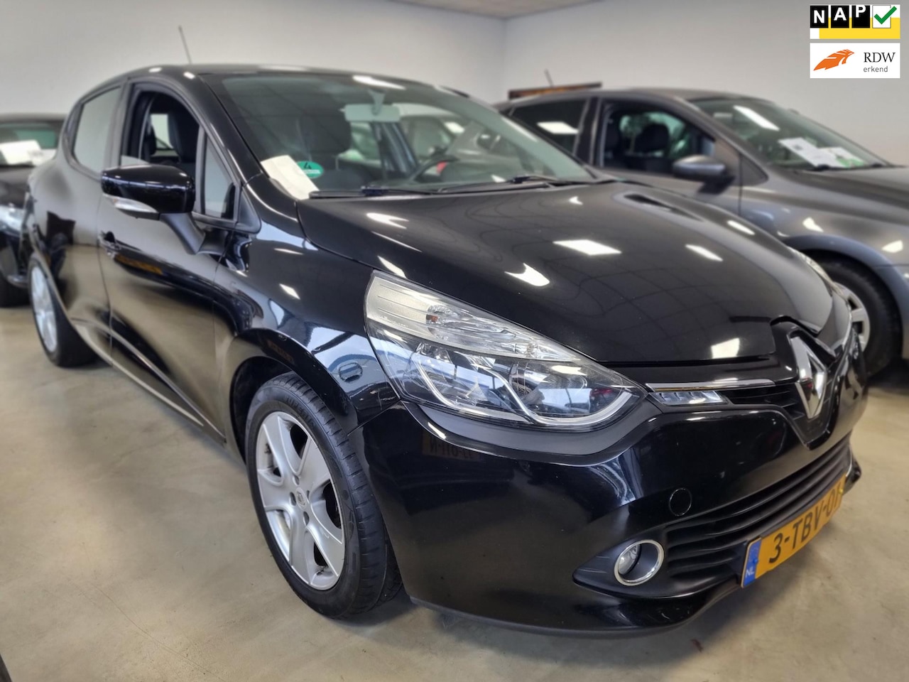 Renault Clio - 0.9 TCE EXPRESSION + 5DRS + 174.881KM-NAP - AutoWereld.nl