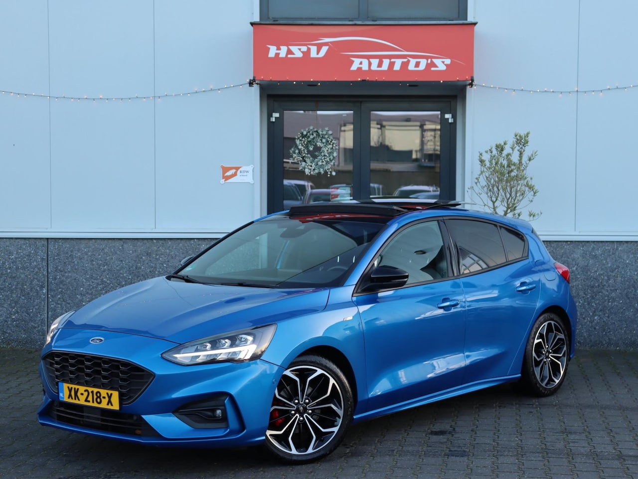 Ford Focus - 1.0 EcoBoost ST Line Business navi LM panodak - AutoWereld.nl