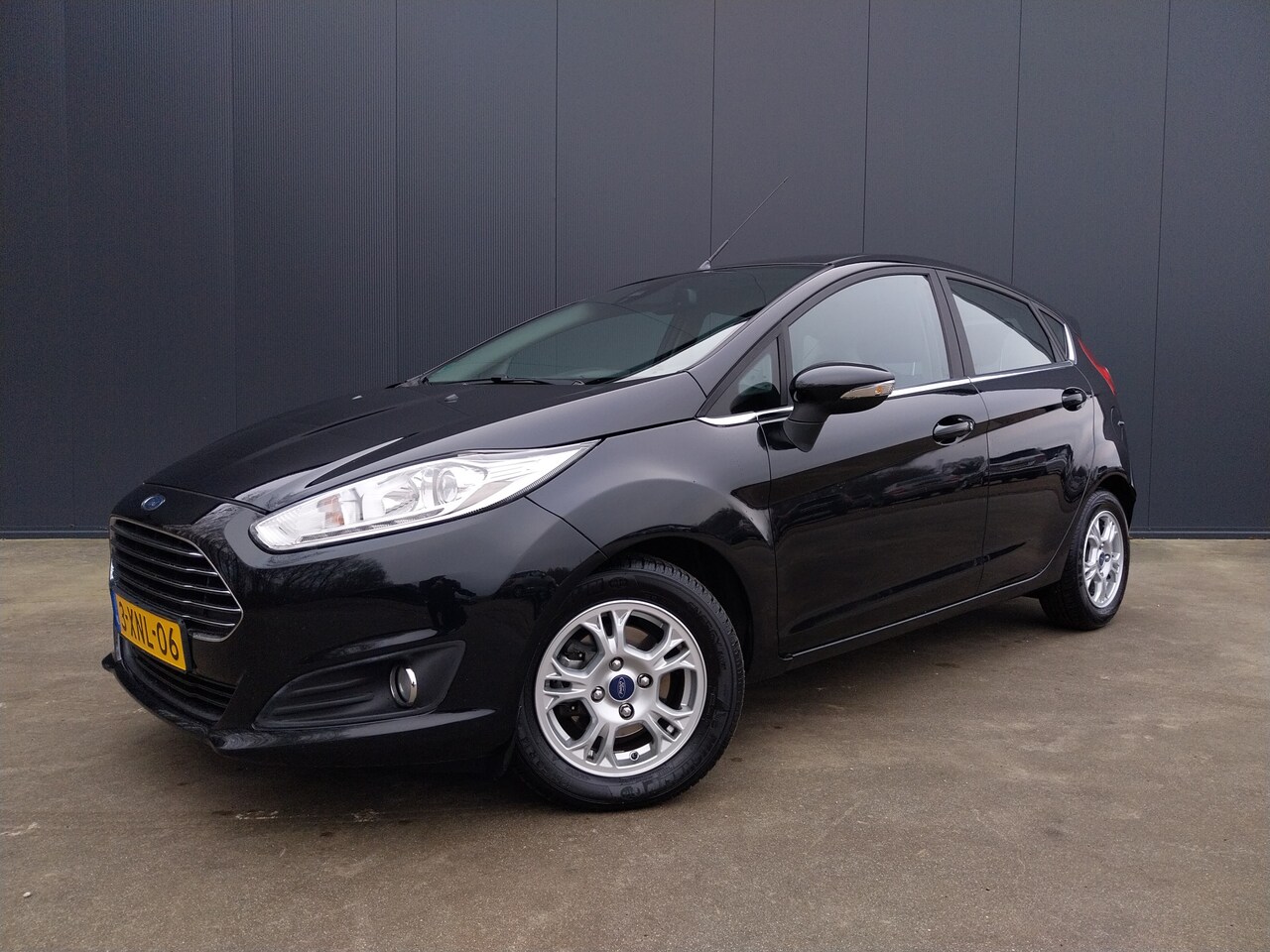 Ford Fiesta - 1.6 TDCi Titanium NAVI CRUISE ECC LED - AutoWereld.nl
