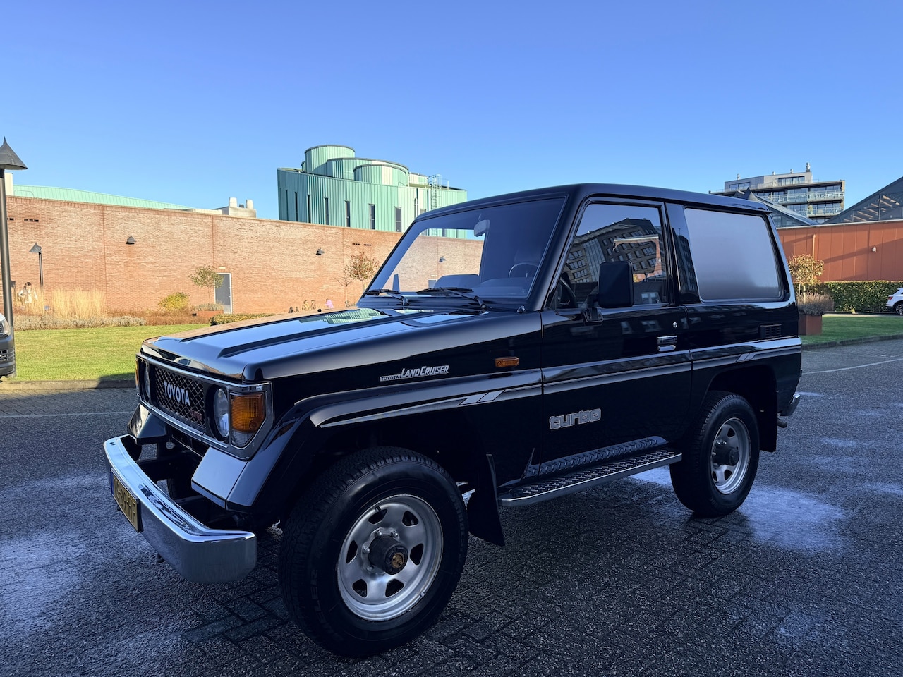 Toyota Land Cruiser - LandCr. H.Duty 2.4 LX Commercial EERSTE EIGENAAR - AutoWereld.nl