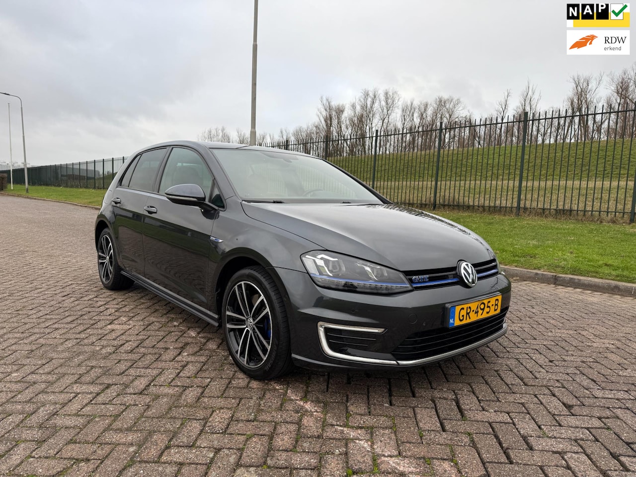 Volkswagen Golf - 1.4 TSI GTE 1.4 TSI GTE - AutoWereld.nl