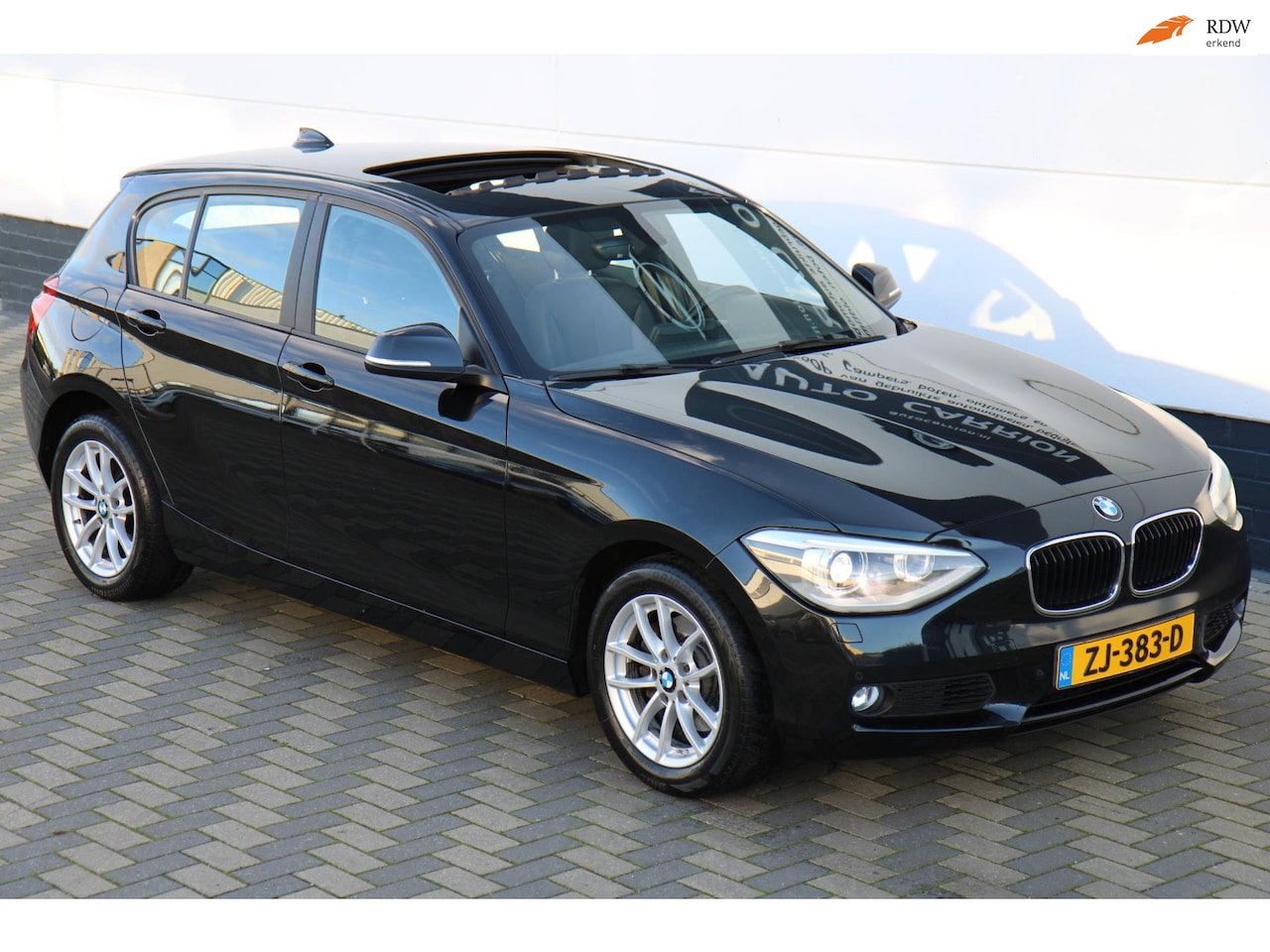 BMW 1-serie - 118i Automaat 170PK Schuifdak Navi Xenon Cruise!! - AutoWereld.nl