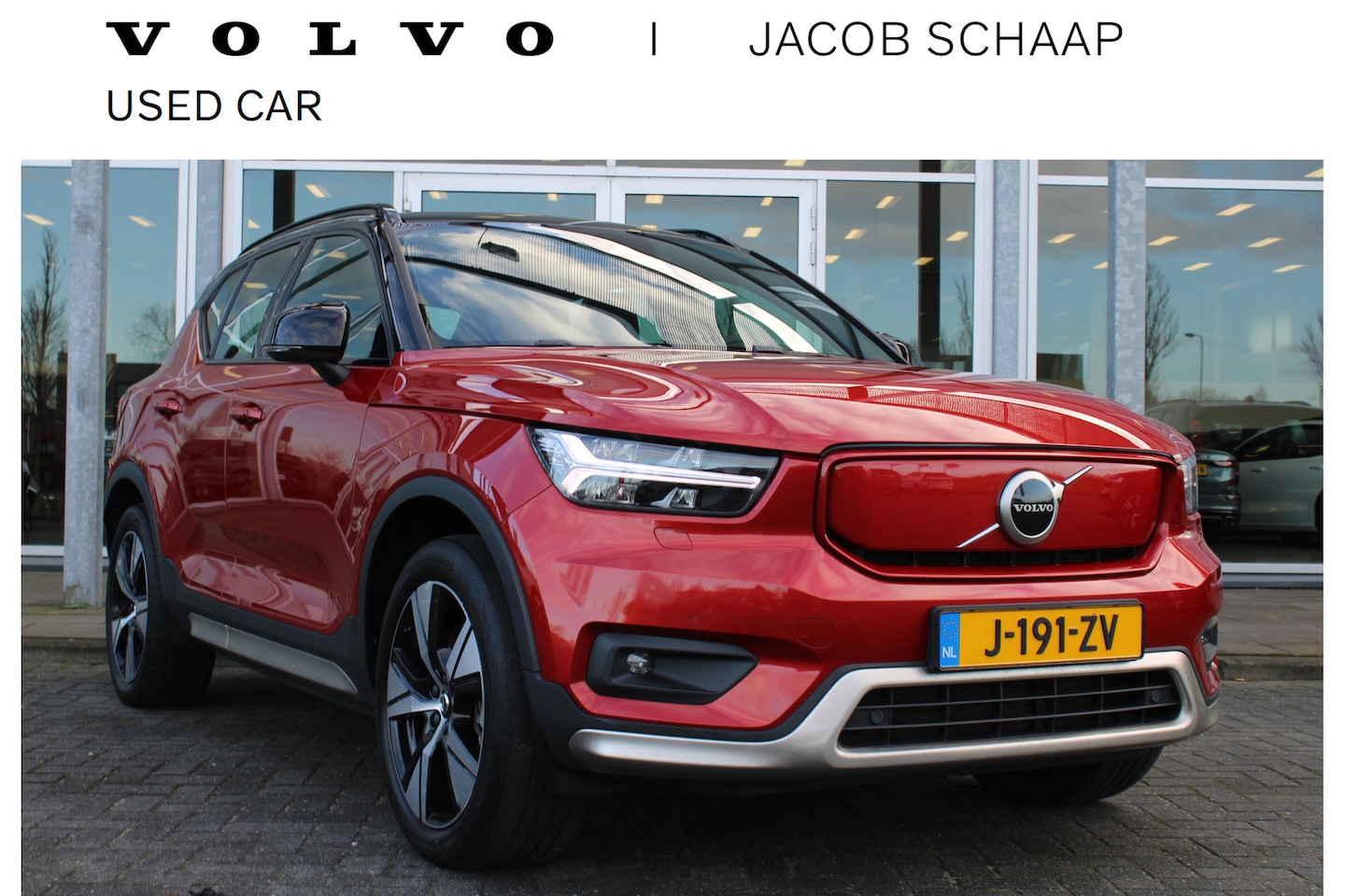 Volvo XC40 - Recharge P8 AWD R-Design | Schuif/kanteldak | BLIS | Adapt. Cruise | Camera | Verw. Stoel - AutoWereld.nl