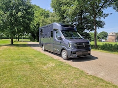 Renault Master Pro - STX 5 pers pro-safety paardenwagen, DEMO