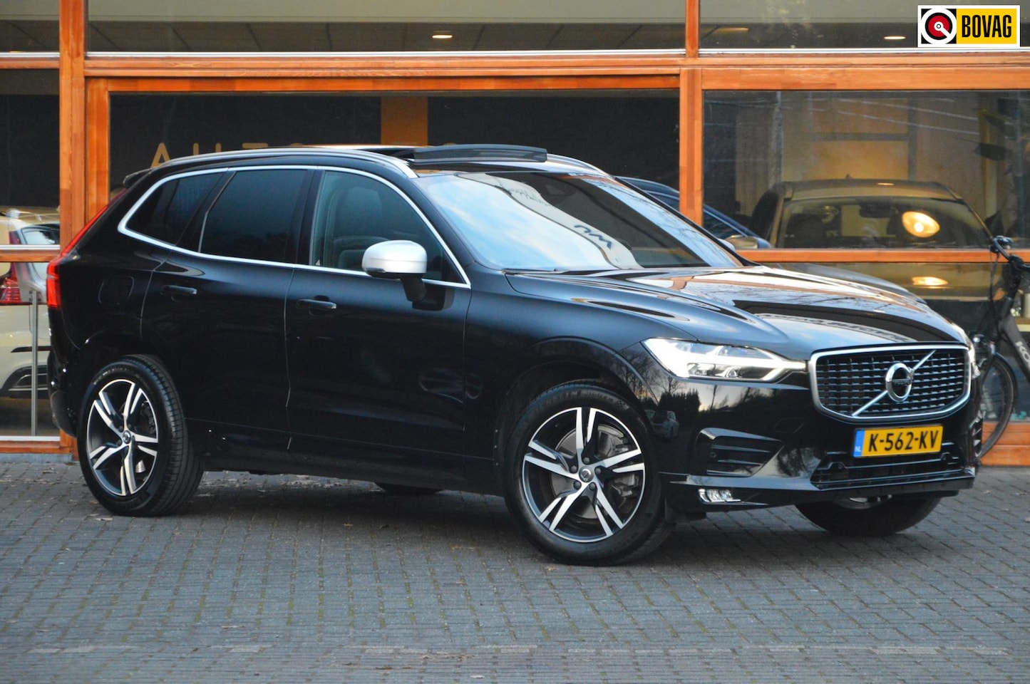 Volvo XC60 - T4 Inscription | Panoramadak | Elektrische stoel | Trekhaak 2300KG | Cruise Control | - AutoWereld.nl