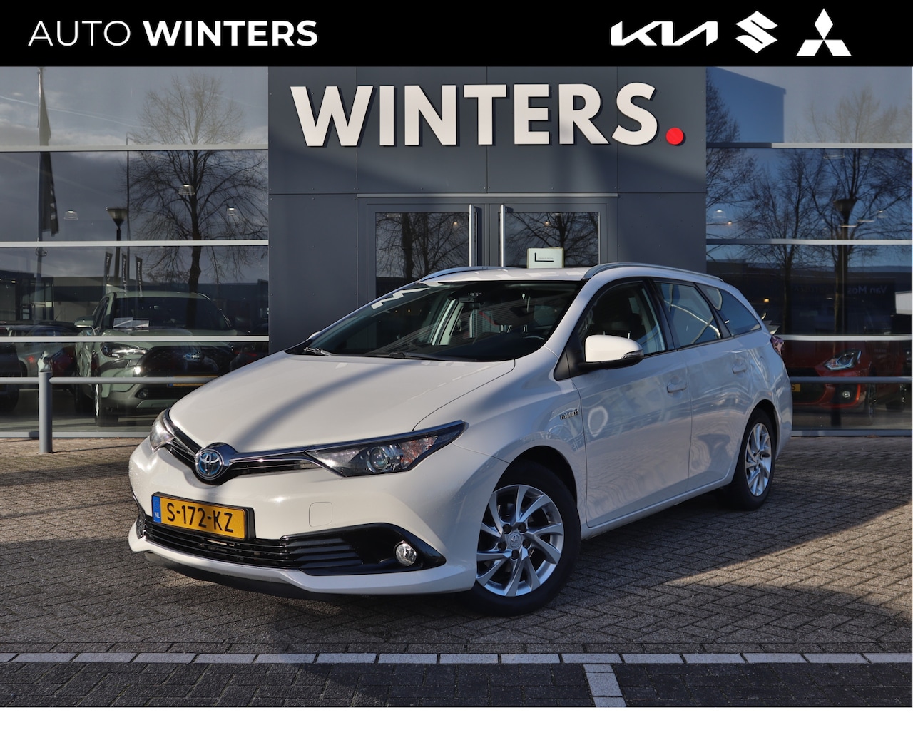 Toyota Auris Touring Sports - 1.8 Hybrid Business Plus | Navigatie | Airco | Cruise Control | Camera | - AutoWereld.nl
