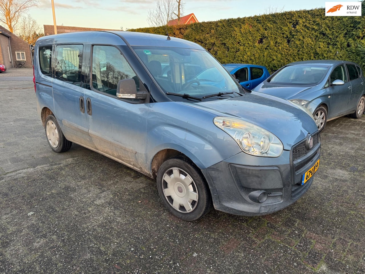 Fiat Doblò - 1.4 Active SCHUIFDEUR !! BAK PROBLEEM - AutoWereld.nl