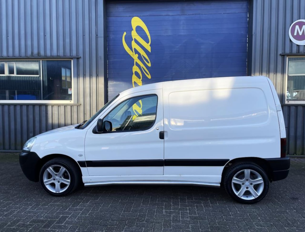Peugeot Partner - 170C 1.9 D Avantage 170C 1.9 D Avantage - AutoWereld.nl