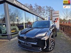 Toyota Yaris Cross - 1.5 Hybrid 115 STYLE/STOEL-EN STUURVERWARMING/LMV 17"/KEYLESS/NAVI
