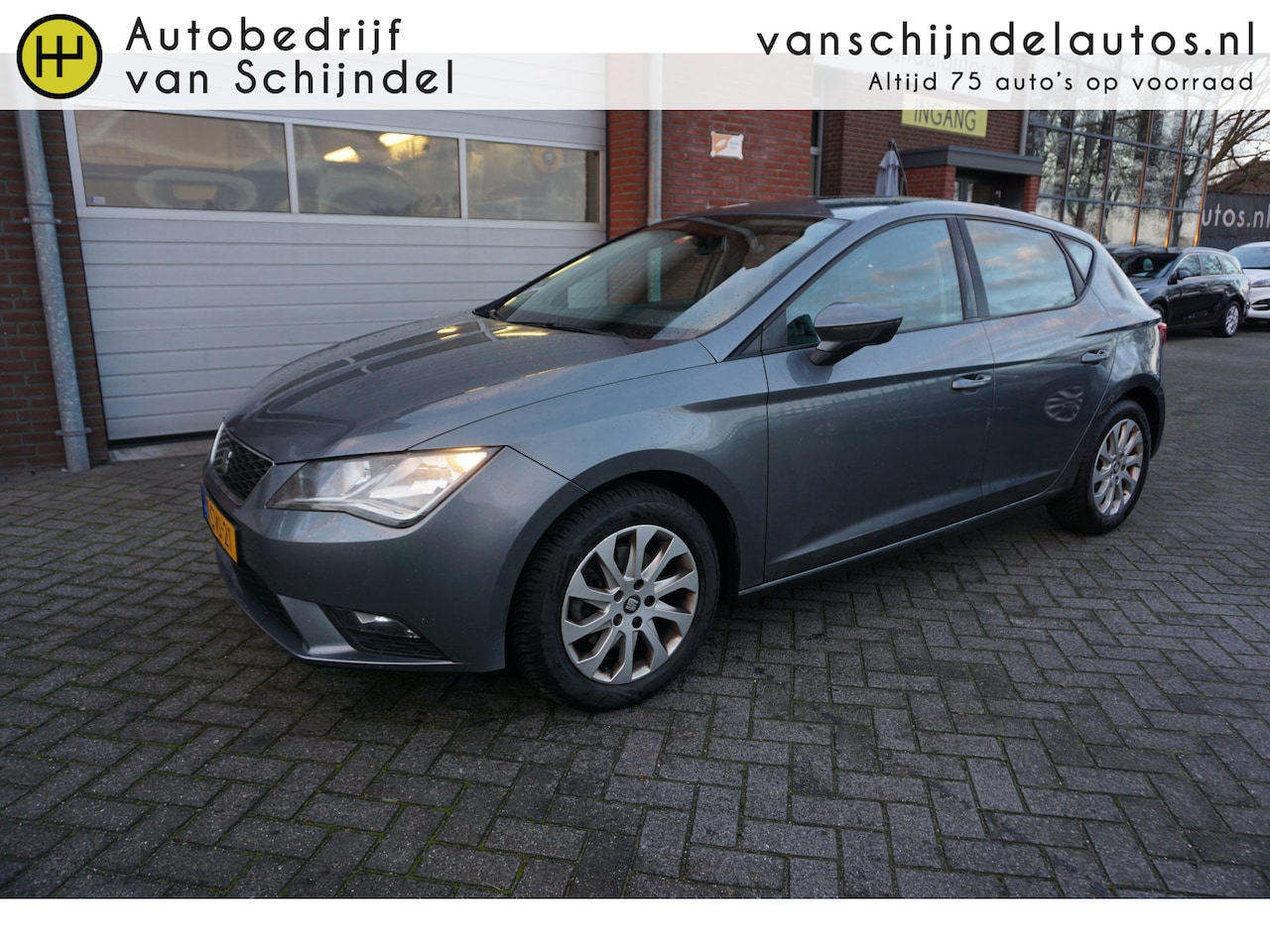 SEAT Leon - 1.2 TSI STYLE 5 DEURS NIEUW MODEL ORIGINEEL NL DEC 2013 LET OP VERSNELLINGSBAK MAAKT HERRI - AutoWereld.nl