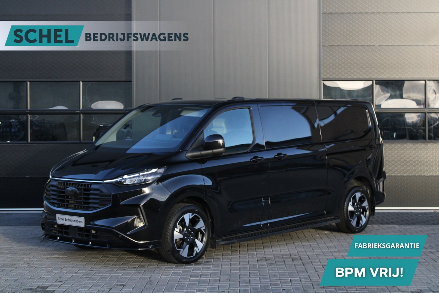 Ford Transit Custom - 320 2.0 TDCI L2H1 Limited 170pk - 2x Schuif - Trekhaak - Stoelverwarming - Side Steps - Ca - AutoWereld.nl