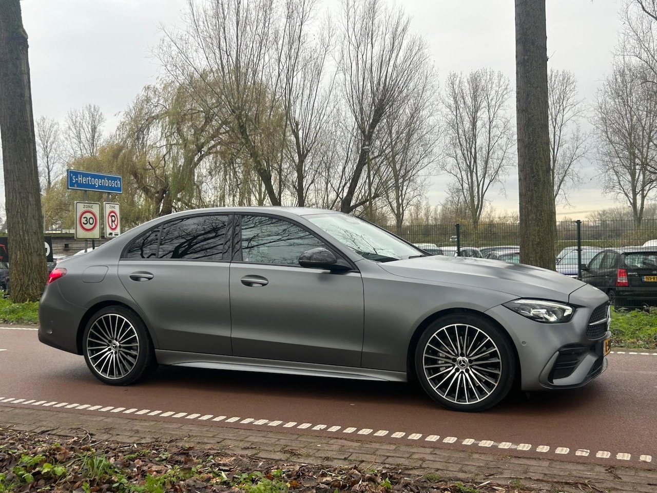Mercedes-Benz C-klasse - 180 AMG Line AMG!NIGHT!SFEER!MAT! - AutoWereld.nl