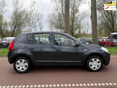 Dacia Sandero - 1.4 Ambiance APK2026AIRCO5DEURSKOOPJE