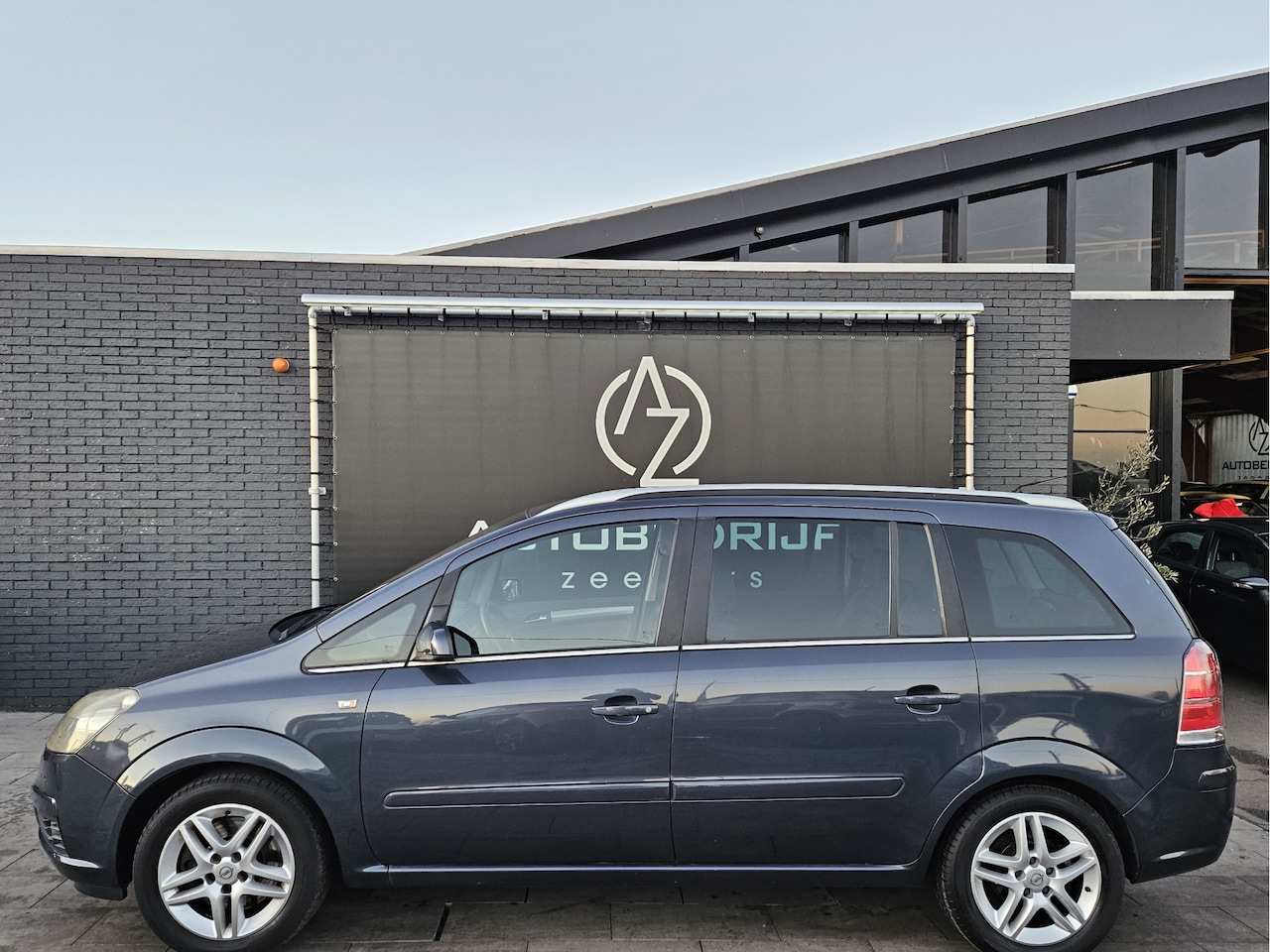 Opel Zafira - 2.2 Executive *AC*Navi*7-P*Automaat - AutoWereld.nl