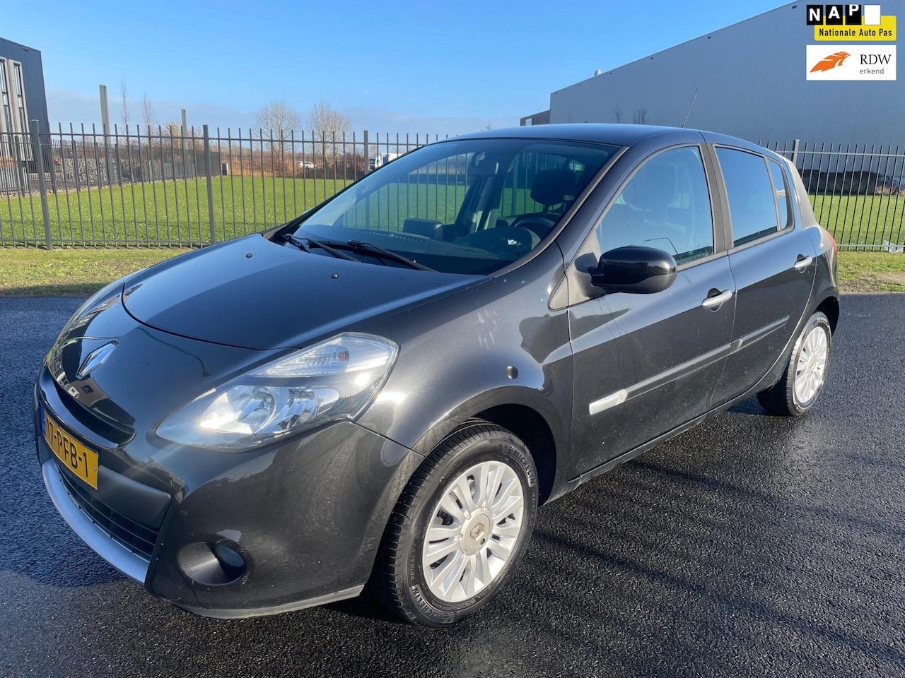 Renault Clio - 1.2 TCe Collection|Airco|Apk 1-2027|Bj 2011|Navi|5 drs| - AutoWereld.nl