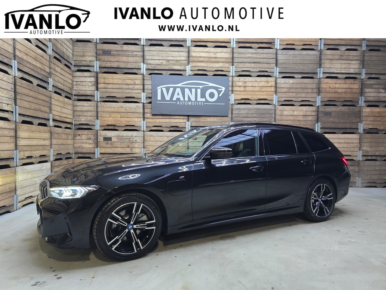 BMW 3-serie Touring - 330e xDrive Pano Leder Widescreen HUD camera LM - AutoWereld.nl