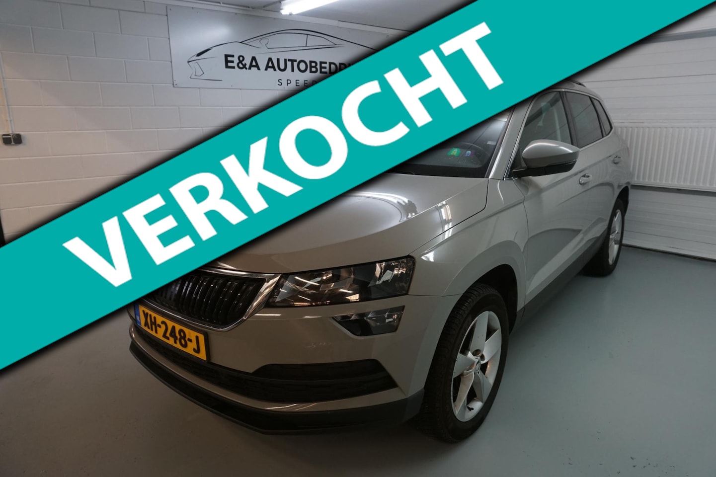 Skoda Karoq - 1.6 TDI Ambition Business 1E EIGENAAR DEALER ONDERHOUDEN - AutoWereld.nl