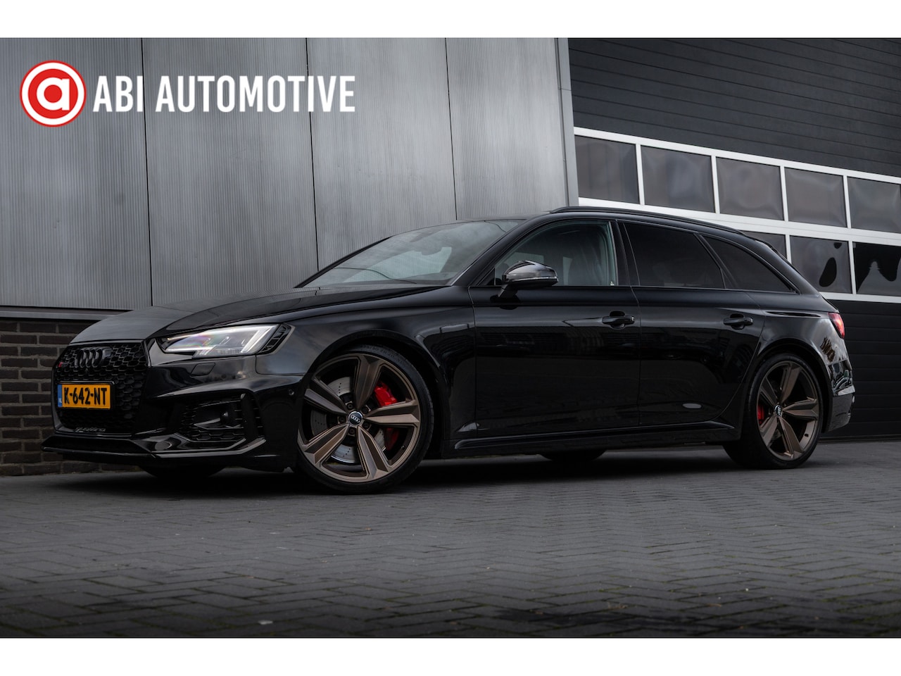 Audi RS4 - Avant 2.9 TFSI 451 pk Quattro S-Line /RS-Stoelen/ B&O-Sound/ 360-camera/ Matrix-LED/ RS-Ze - AutoWereld.nl