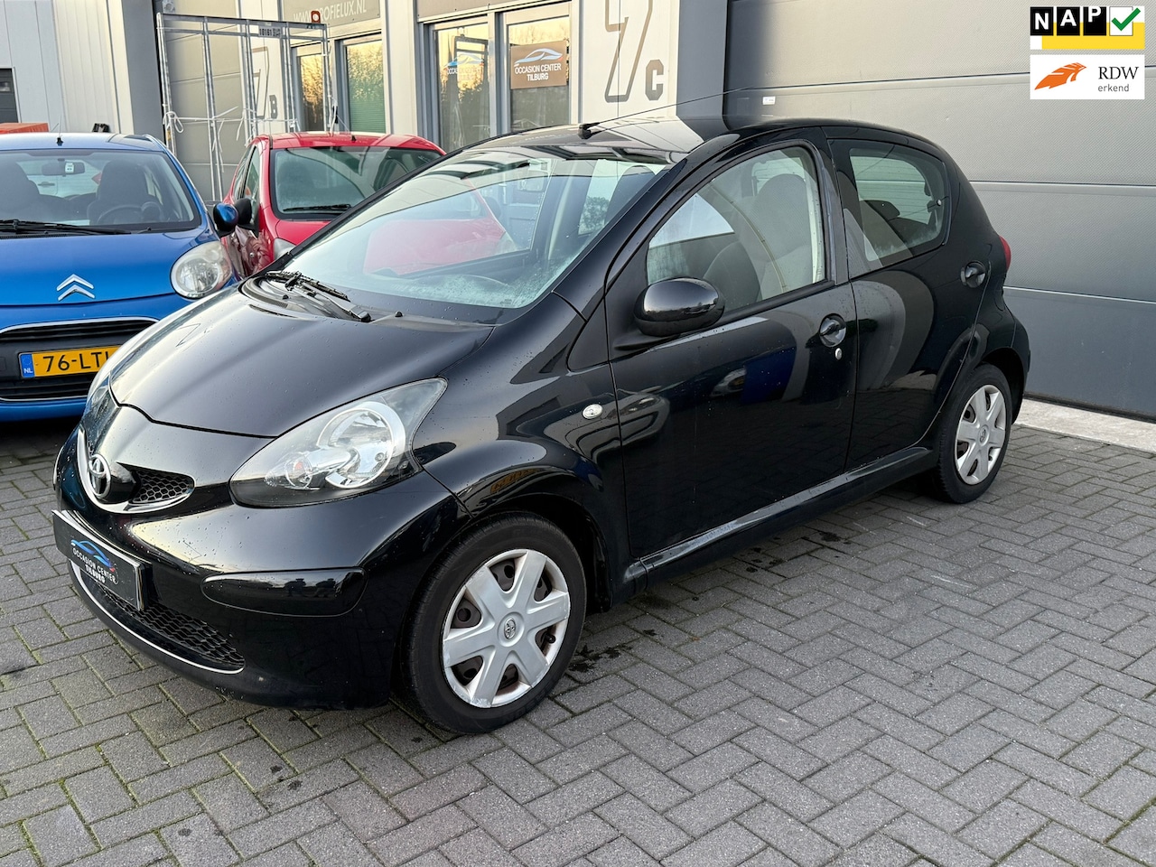 Toyota Aygo - 1.0 AIRCO | ELEKTR PAKKET | APK 09-26 | NAP | - AutoWereld.nl