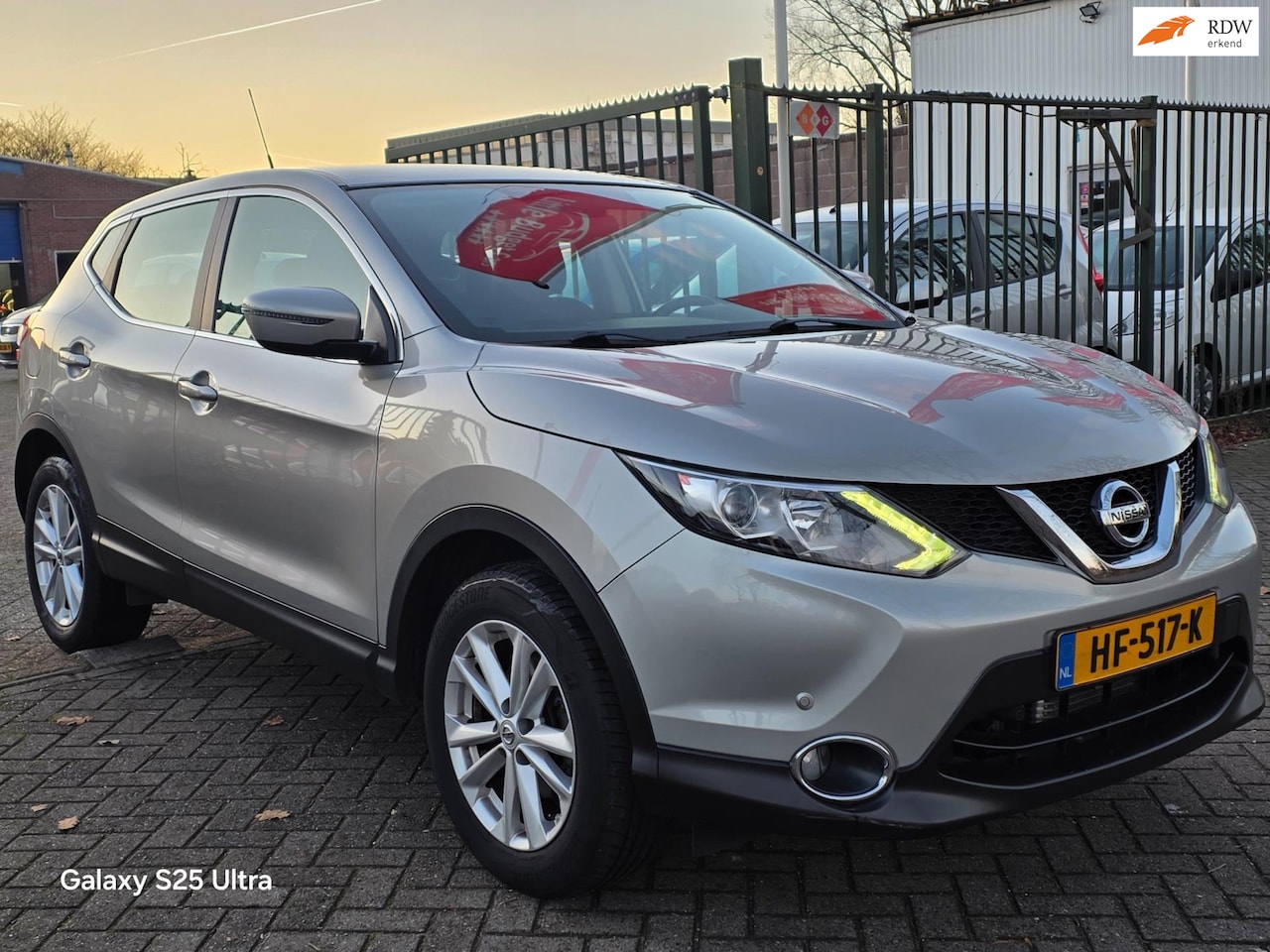 Nissan Qashqai - 1.2 Acenta Automaat 2e eigenaar dealer onderhouden parkeer sensor trekhaak cruis control c - AutoWereld.nl