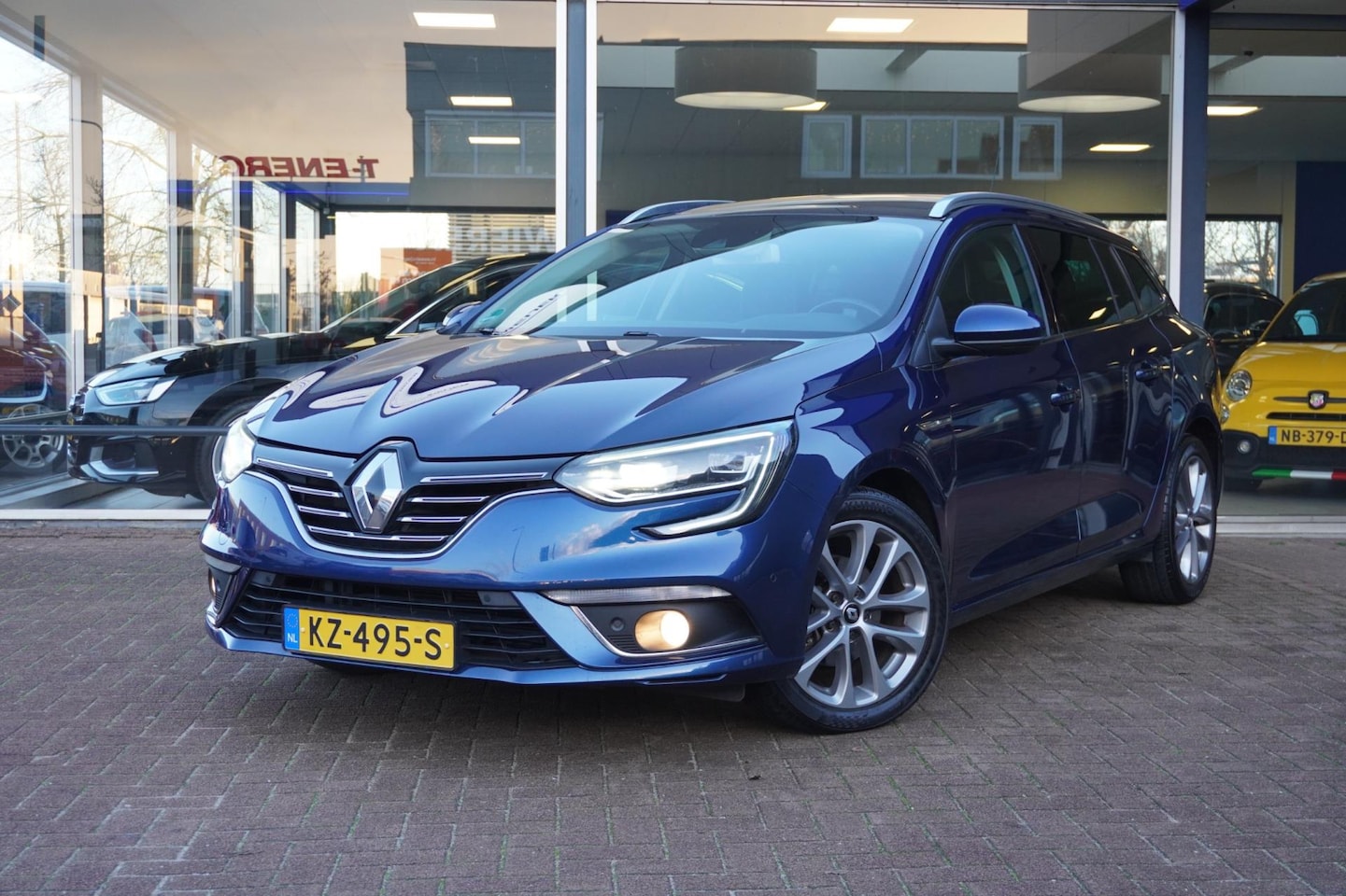 Renault Mégane Estate - 1.2 TCe Bose 5deurs | Airco | Elek. Pakket | Vol opties | Lm velgen | 2017 | Inruil mogeli - AutoWereld.nl
