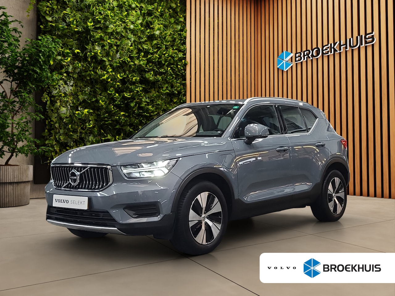Volvo XC40 - 1.5 T4 Recharge Inscription Expression | Panoramadak | 360 Camera | Adaptive Cruise | Keyl - AutoWereld.nl