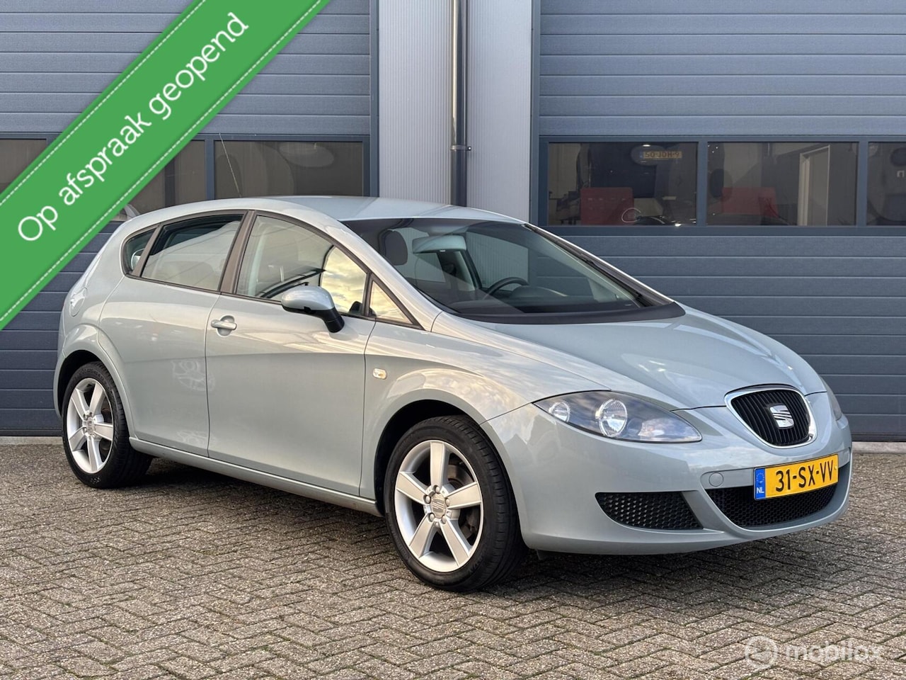 SEAT Leon - 1.6 Reference Uitvoering _ 1Ste Eigenaar / NL Auto - AutoWereld.nl