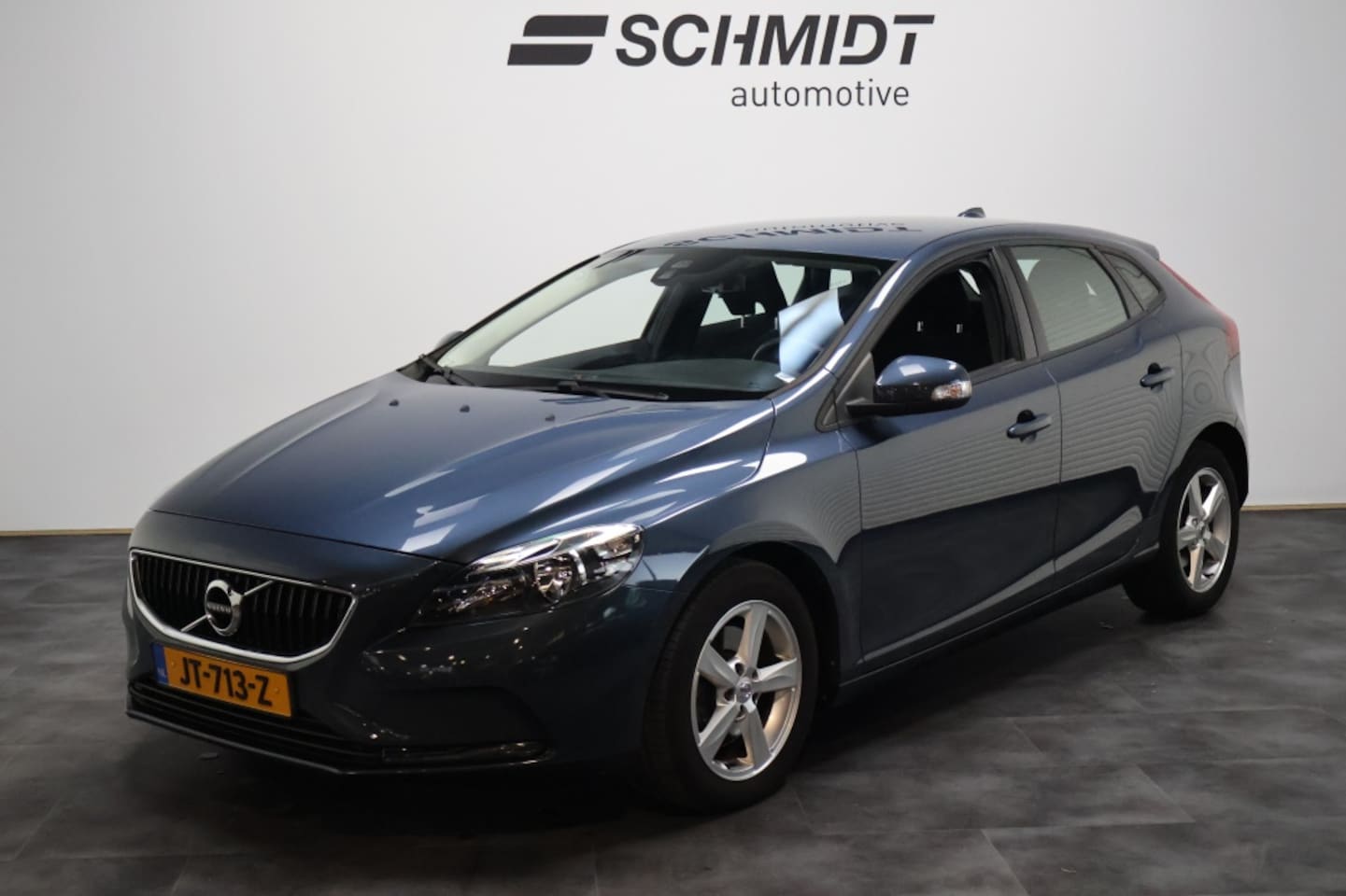 Volvo V40 - 2.0 T2 Nordic | Trekhaak | Navigatie | Cruise Control - AutoWereld.nl