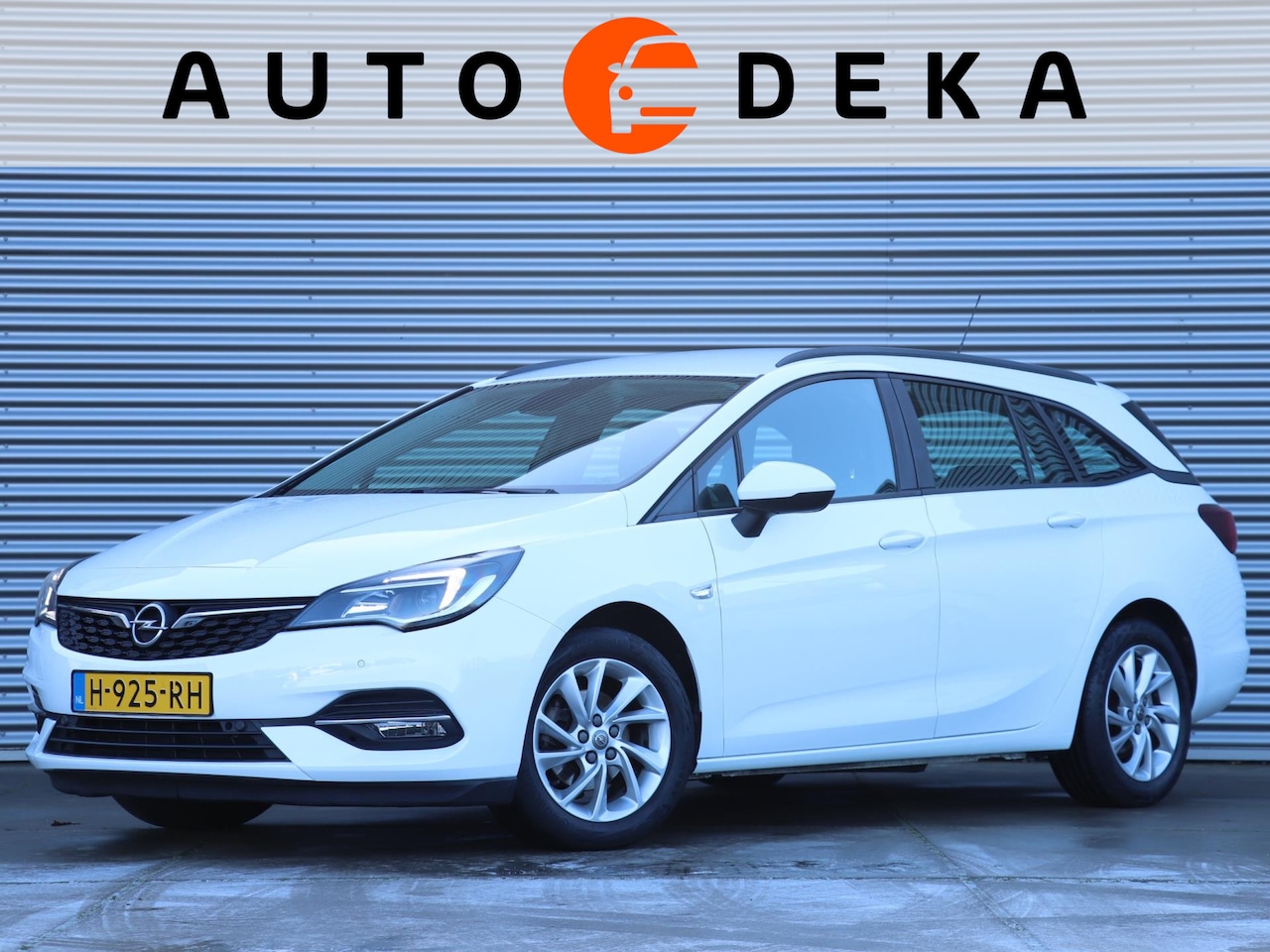 Opel Astra Sports Tourer - 1.2 Turbo Edition *Dealeronderh.*Navigatie* - AutoWereld.nl