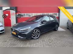 Hyundai i30 - 1.5 T-GDi MHEV N Line FULL LED / KEYLESS / CAMERA / CARPLAY / NAVI / CLIMA / PDC / NL-AUTO