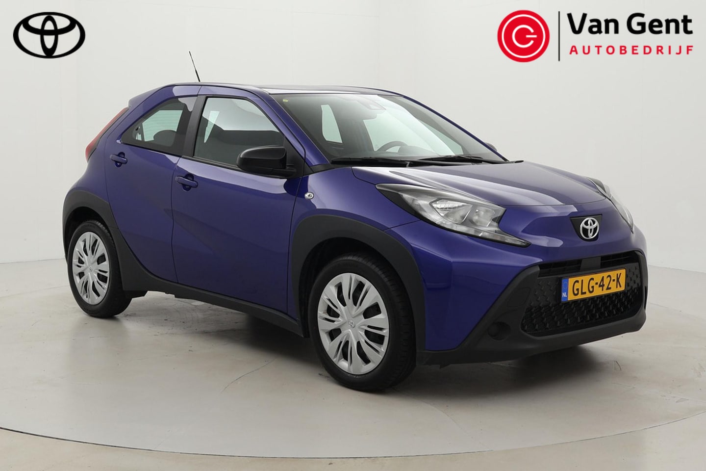 Toyota Aygo X - 1.0 VVT-i MT Play | Apple Carplay / Android Auto | Adaptive Cruise | Airco | Camera | Rijs - AutoWereld.nl